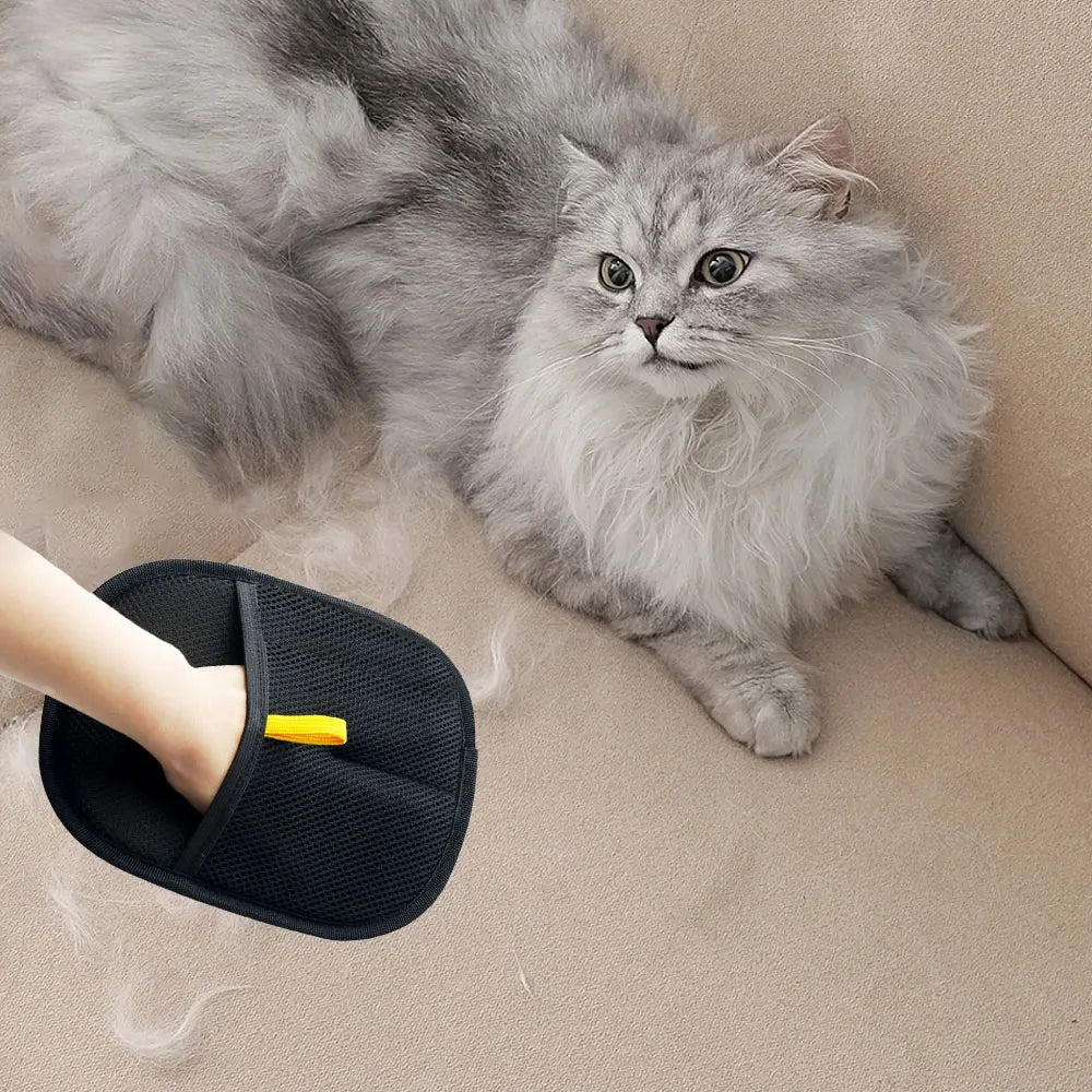 Pet Grooming & Deshedding Glove – Hair Remover for Dogs & Cats